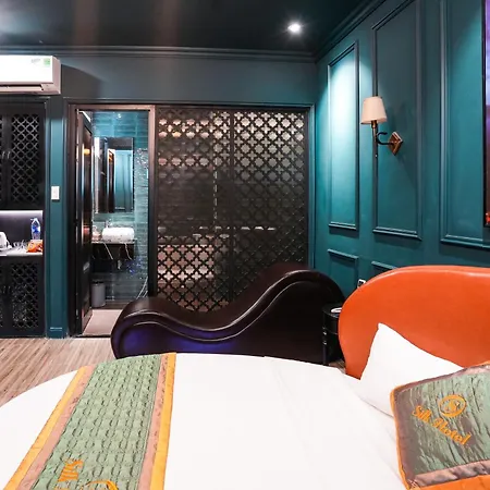 Silk Hotel Near Tan Son Nhat Airport